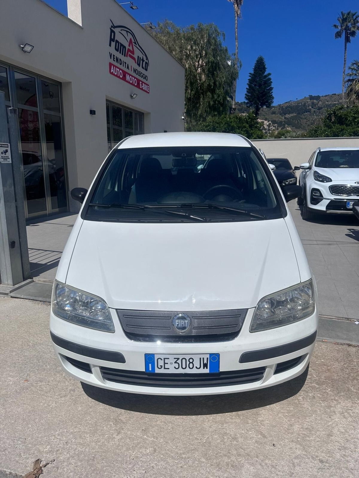 Fiat Idea 1.3 Multijet 16V Active (5)