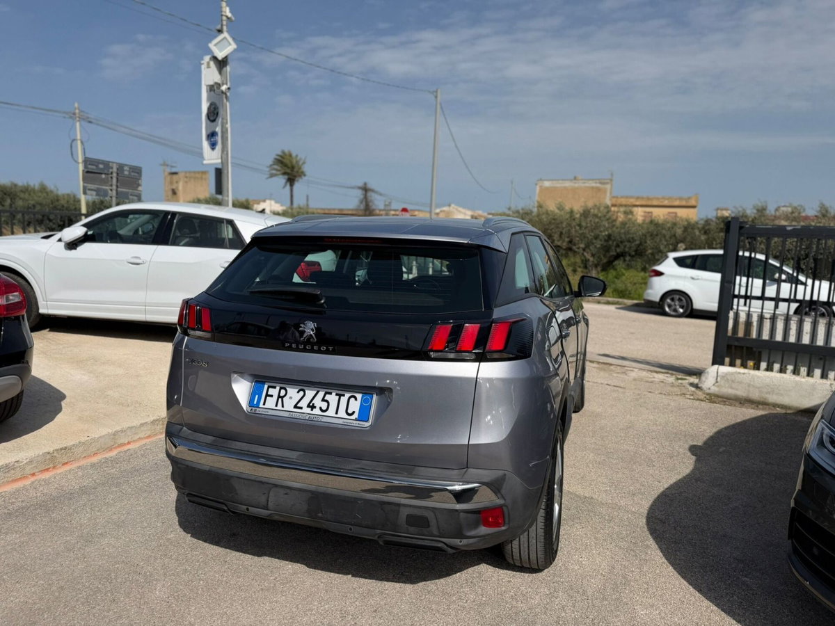 Peugeot 3008 BlueHDi 130 S&S EAT8 GT Line (5)