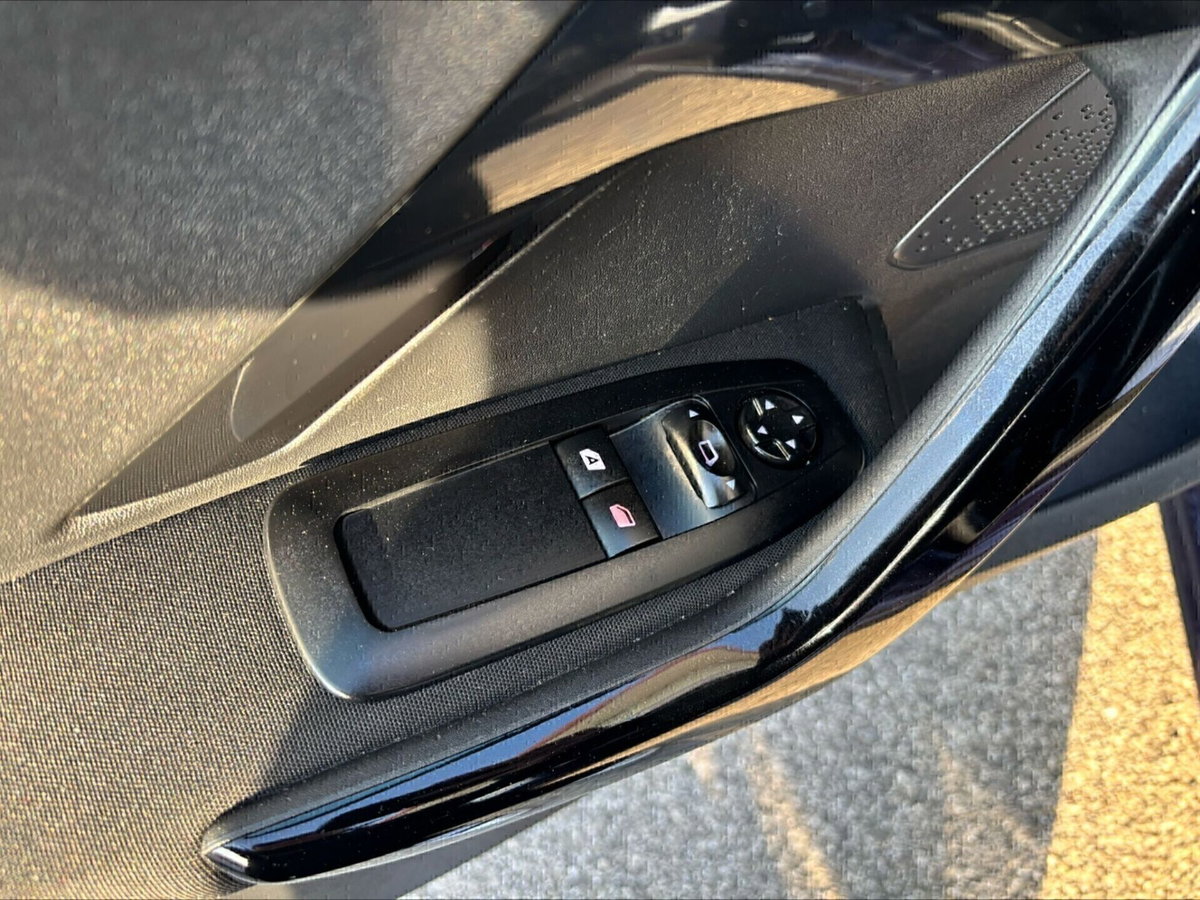Peugeot 208 75 5 porte Allure (7)