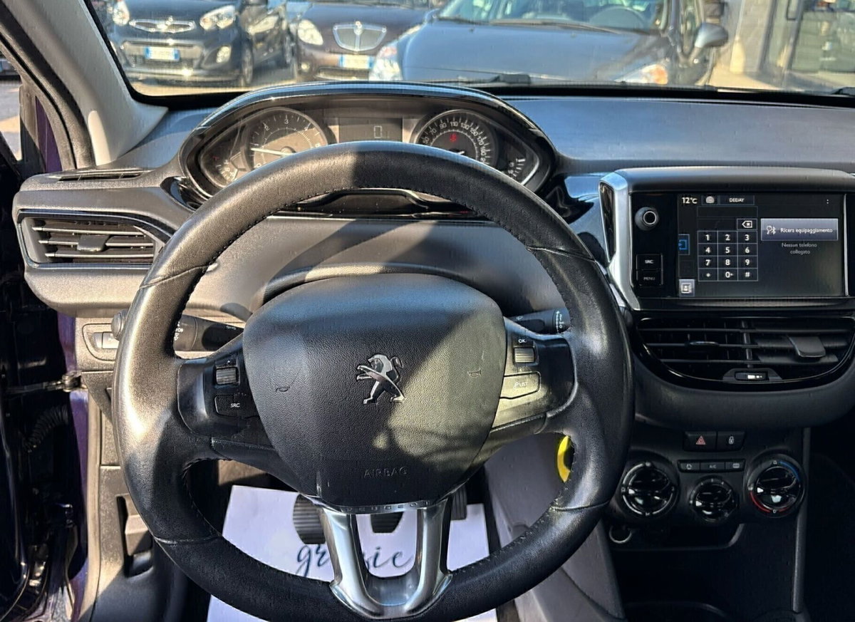 Peugeot 208 75 5 porte Allure (9)