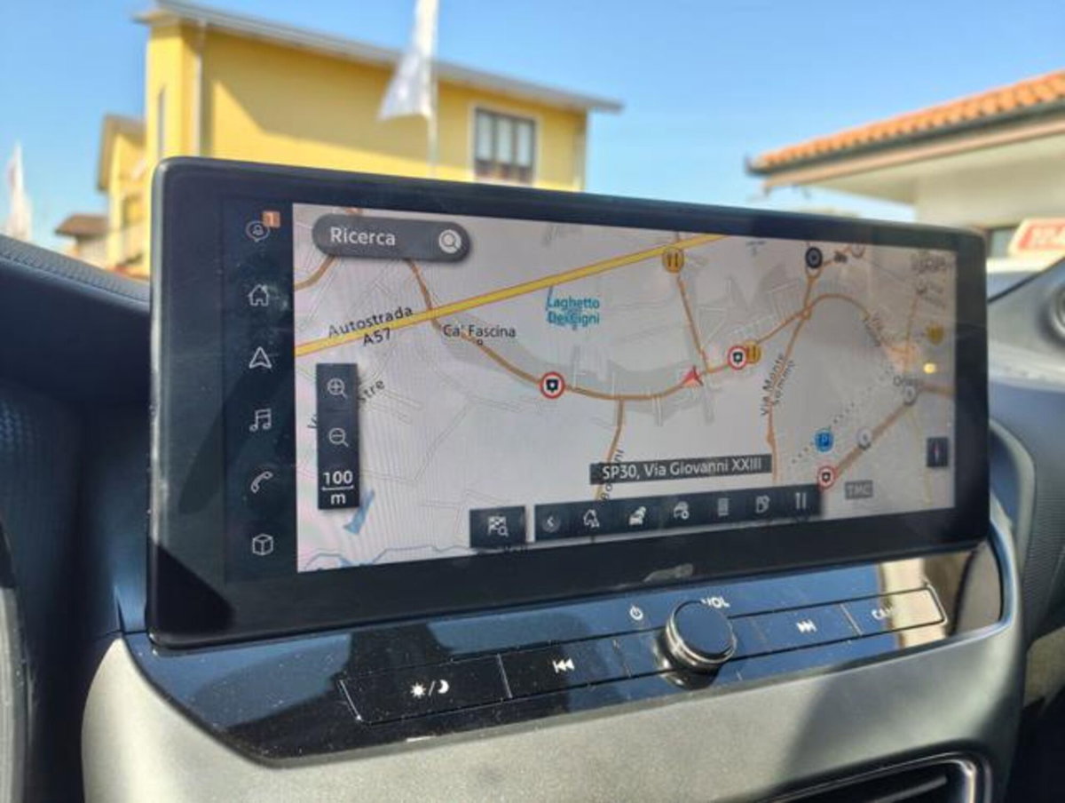 Nissan Juke 1.0 dig-t N-Connecta 114cv (9)