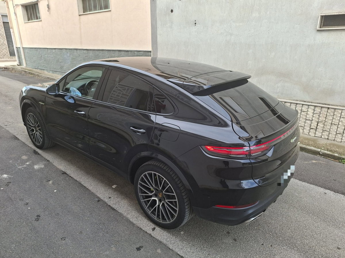 Porsche Cayenne 3.0 V6 (9)