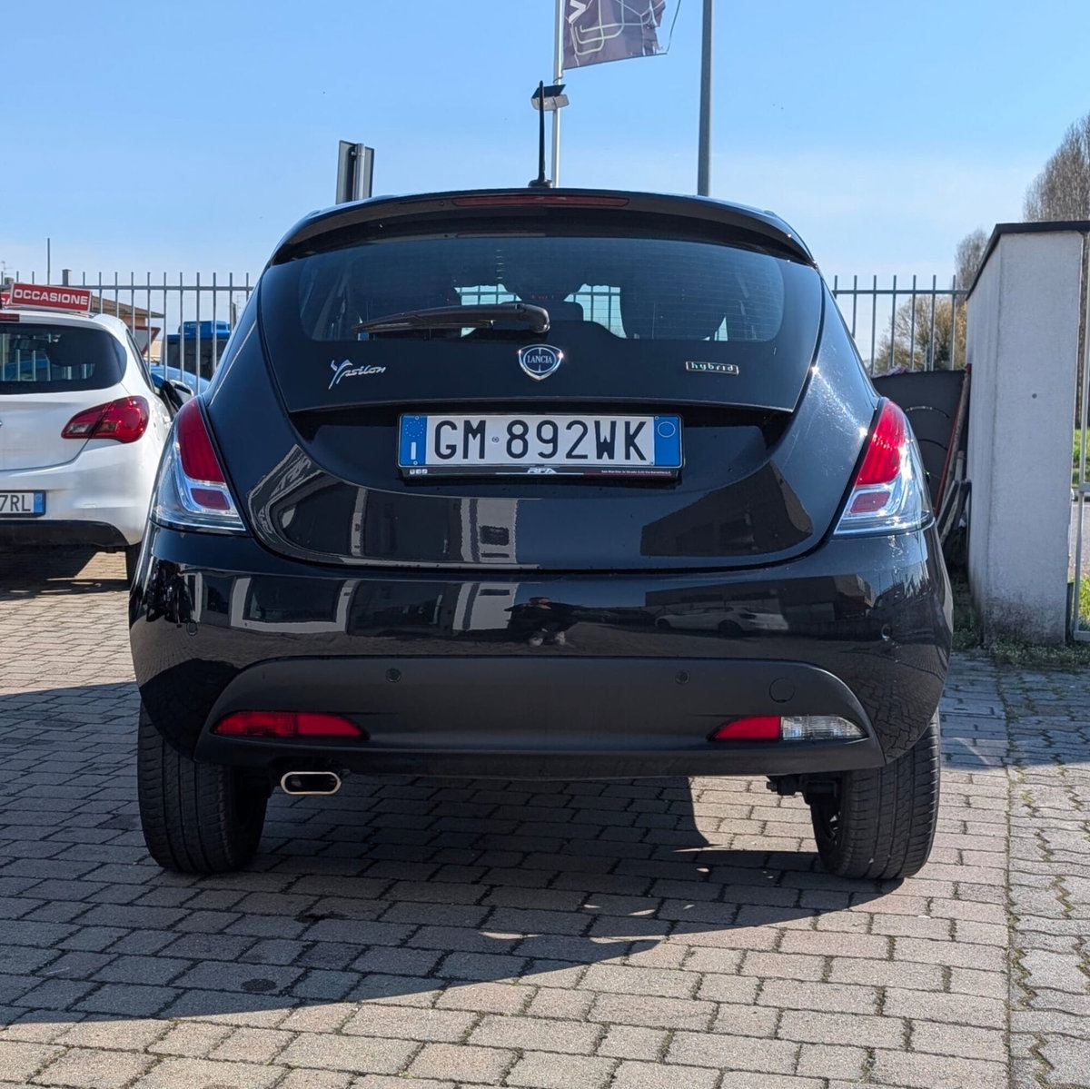Lancia Ypsilon 1.2 69 CV 5 porte Gold (4)