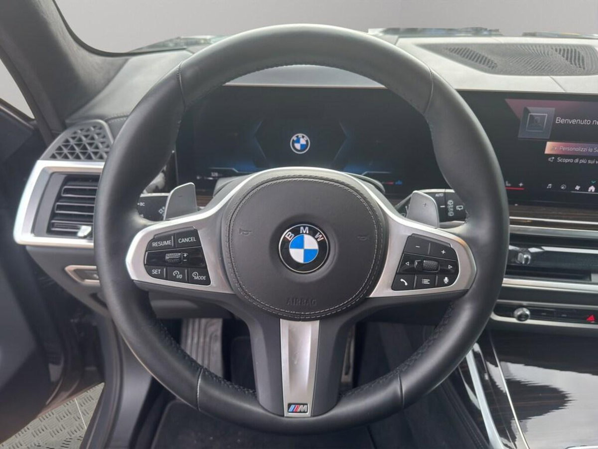 BMW X7 xDrive40d 48V (10)