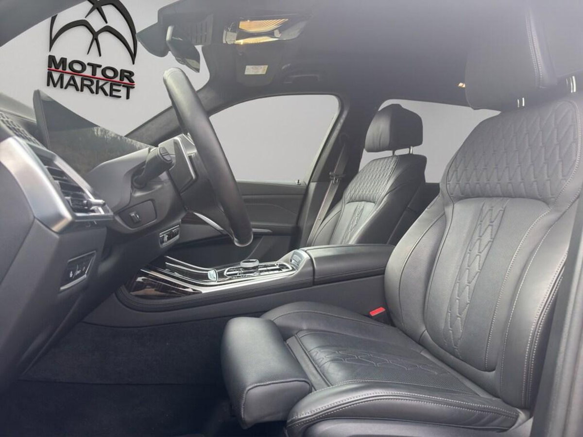 BMW X7 xDrive40d 48V (15)