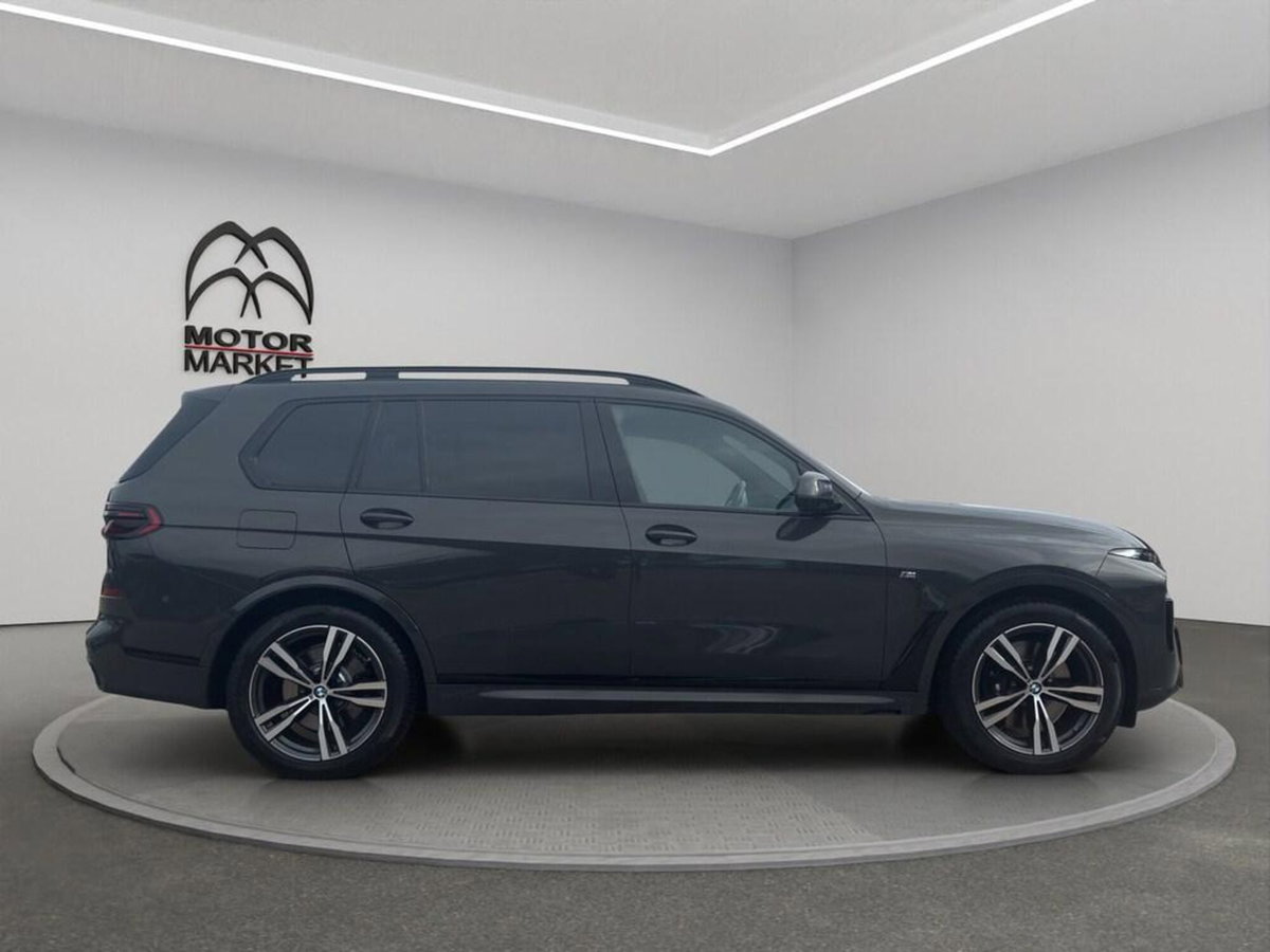 BMW X7 xDrive40d 48V (4)