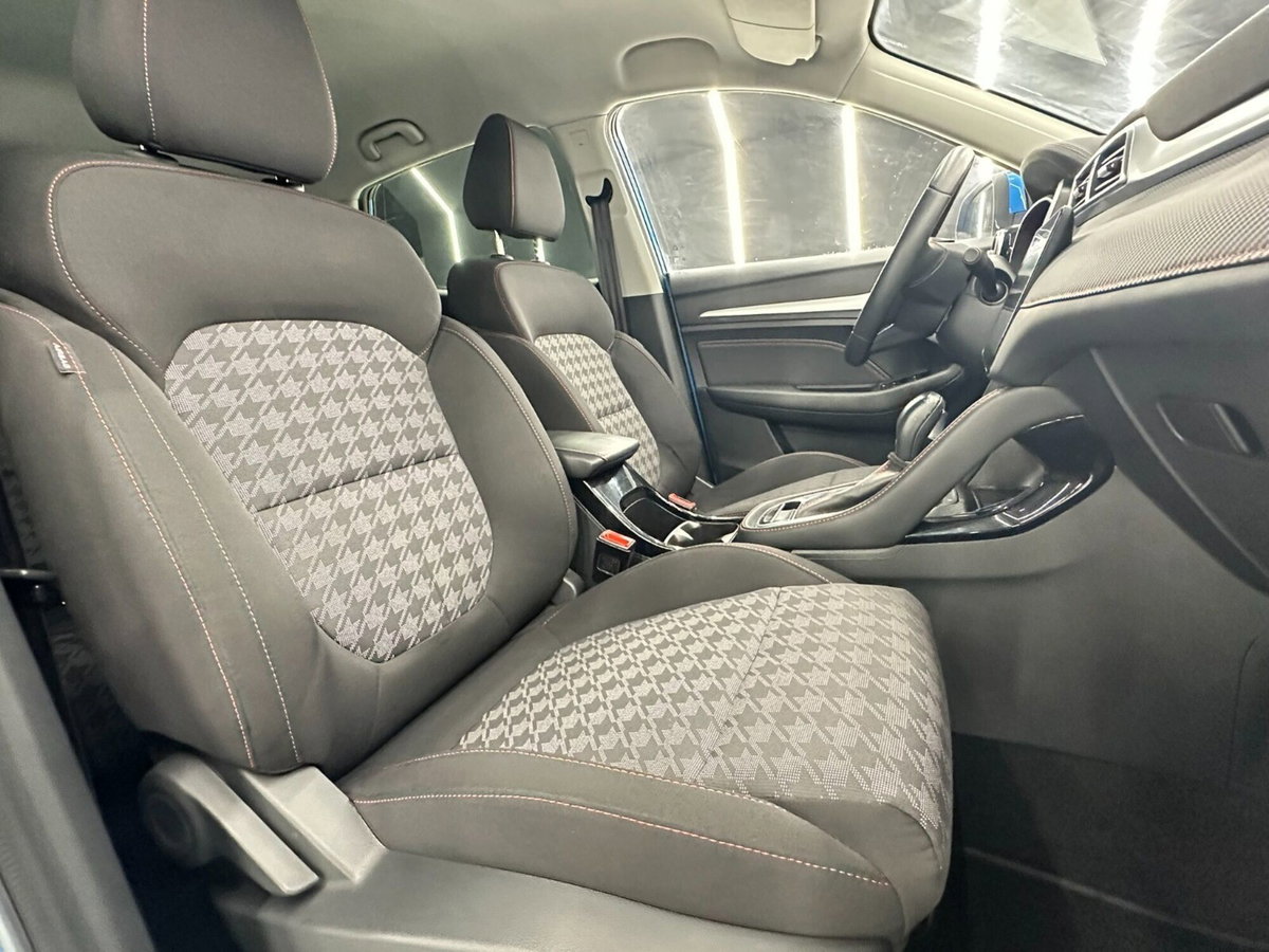 Mg ZS ZS 1.0 Luxury (17)