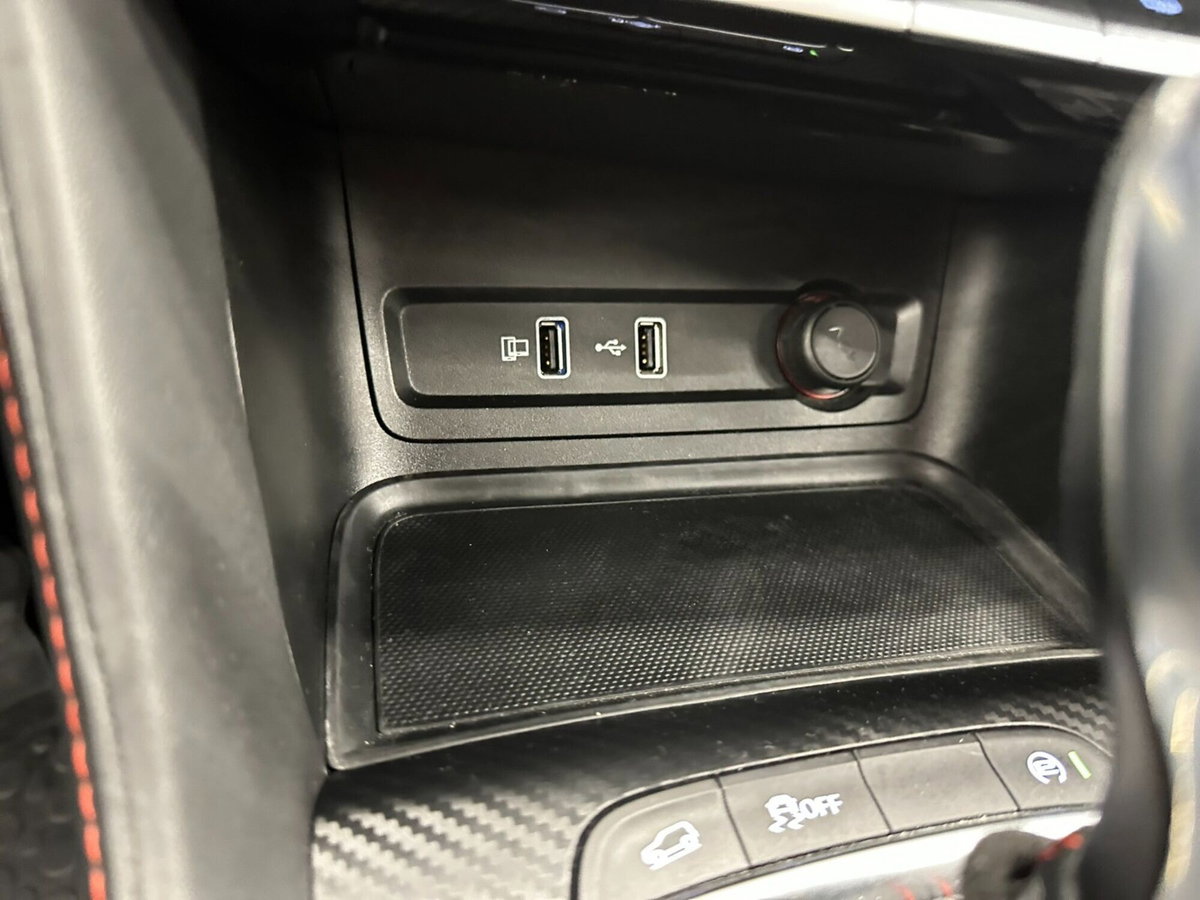 Mg ZS ZS 1.0 Luxury (8)