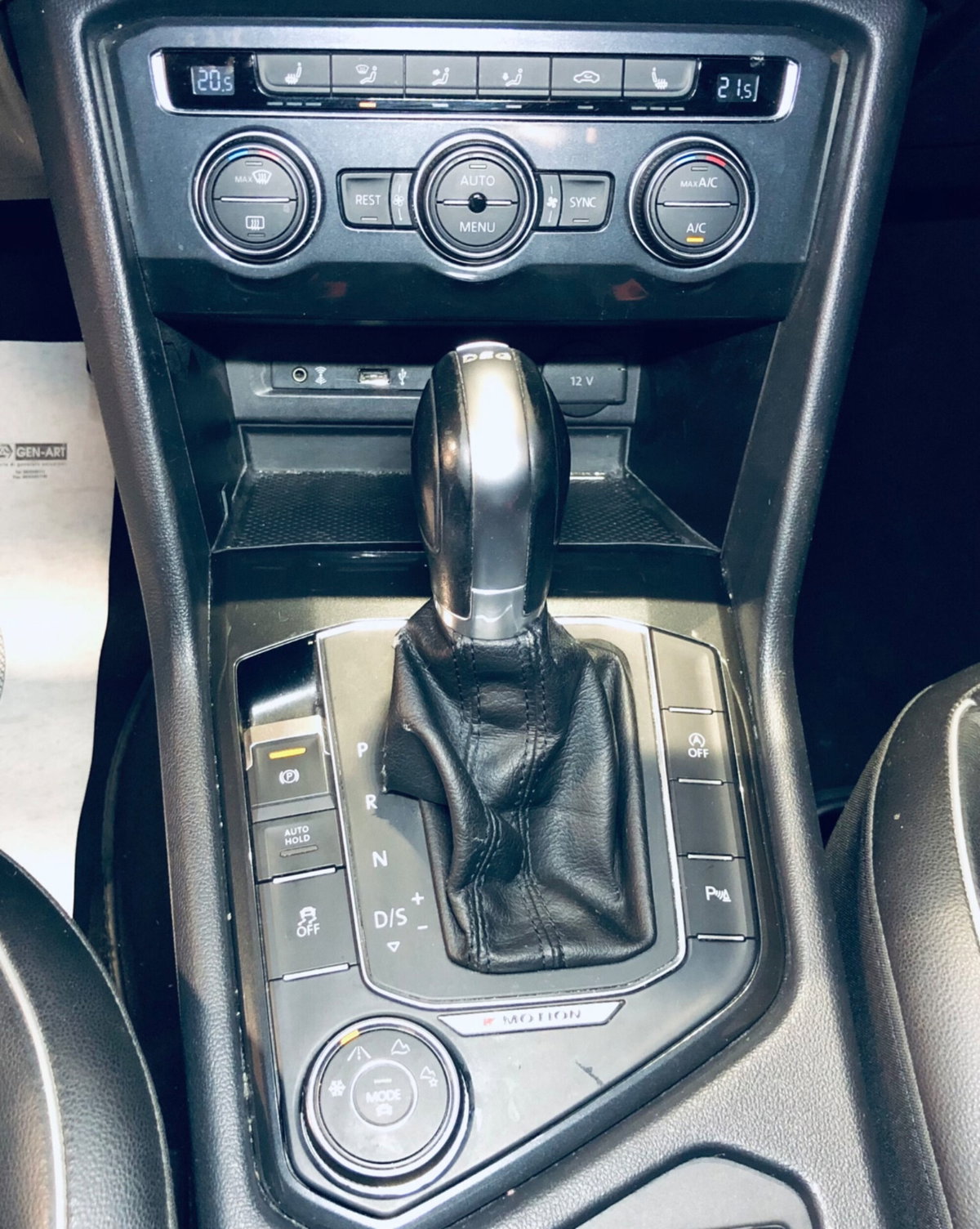 Volkswagen Tiguan 2.0 TDI SCR DSG 4MOTION Executive BMT (13)