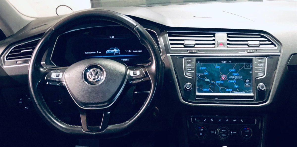 Volkswagen Tiguan 2.0 TDI SCR DSG 4MOTION Executive BMT (6)