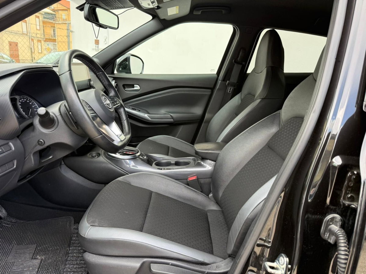 Nissan Juke 1.0 dig-t N-Connecta 114cv (12)