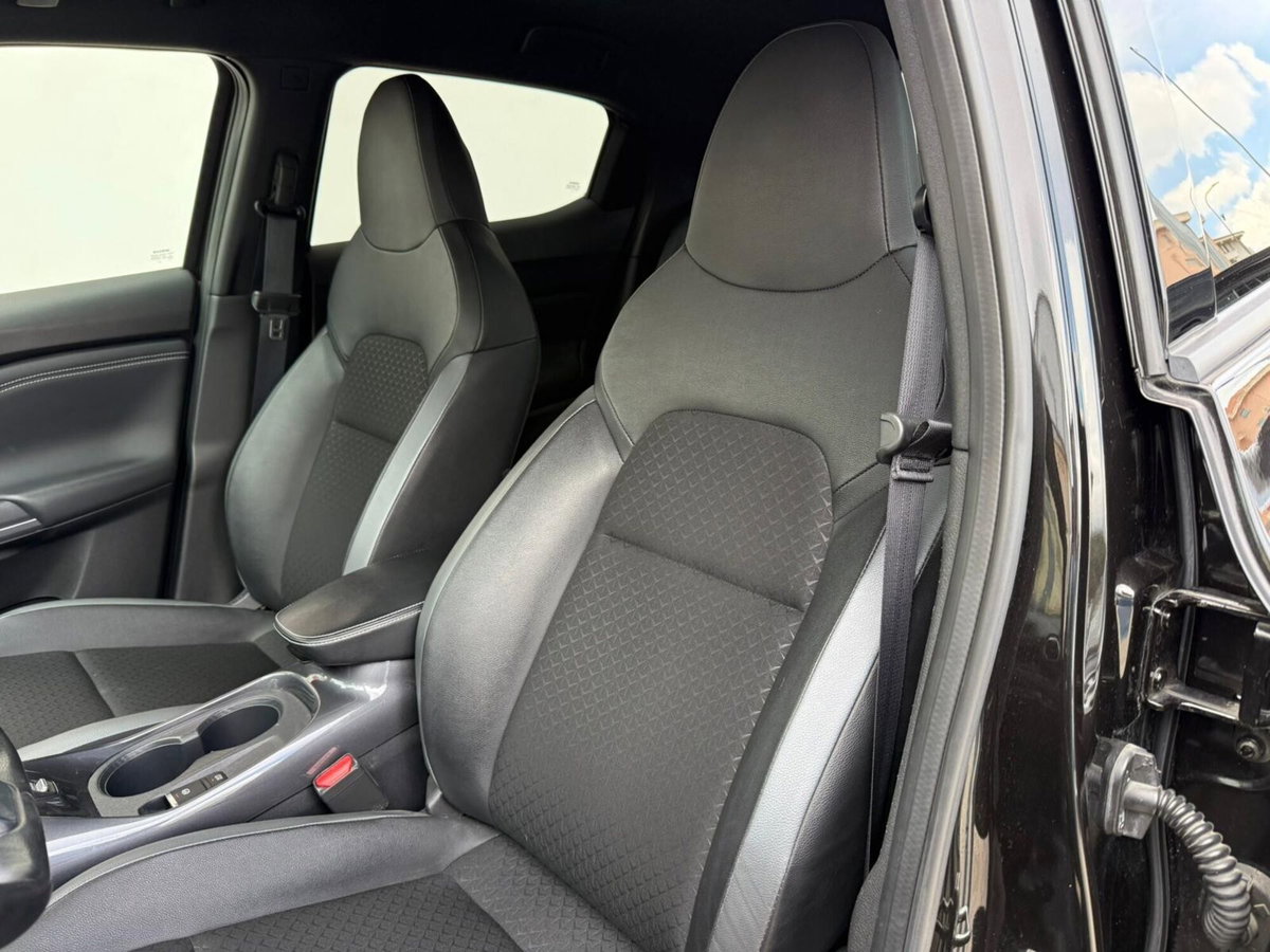 Nissan Juke 1.0 dig-t N-Connecta 114cv (13)