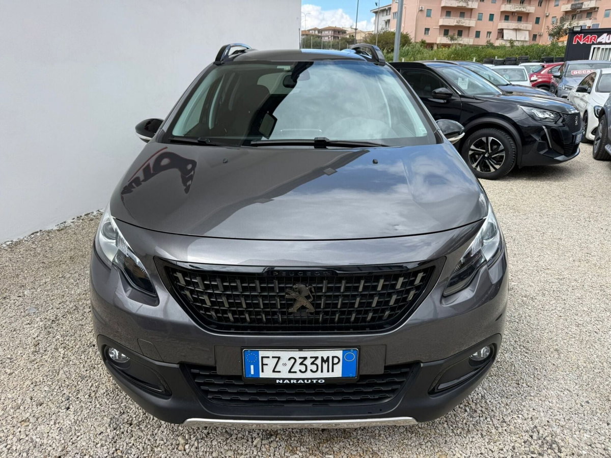 Peugeot 2008 BlueHDi 100 S&S GT Line (2)