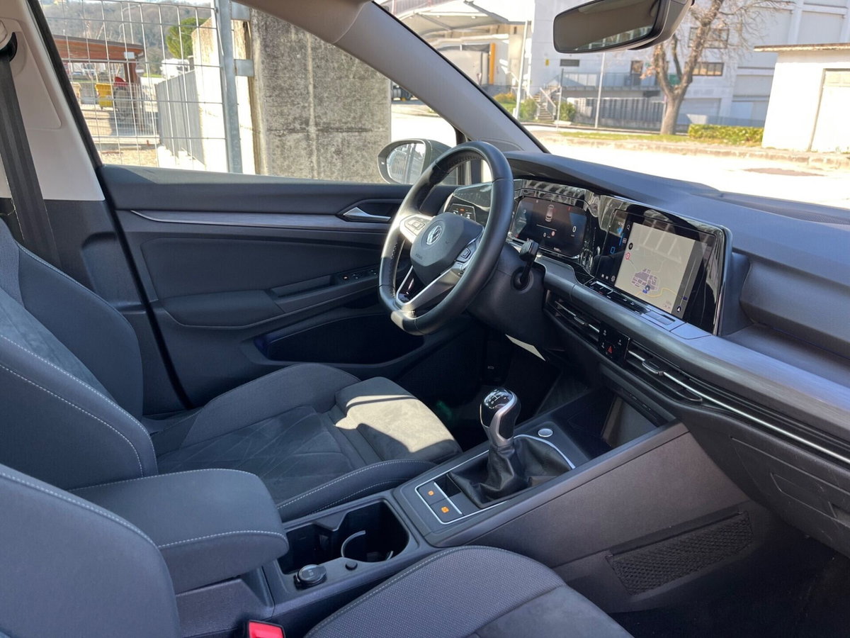 Volkswagen Golf 1.5 TSI EVO ACT Style (6)