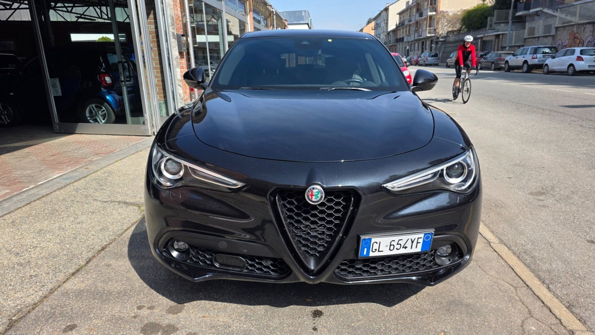 Alfa Romeo Stelvio Stelvio 2.2 Turbodiesel 160 CV AT8 RWD Sprint (2)