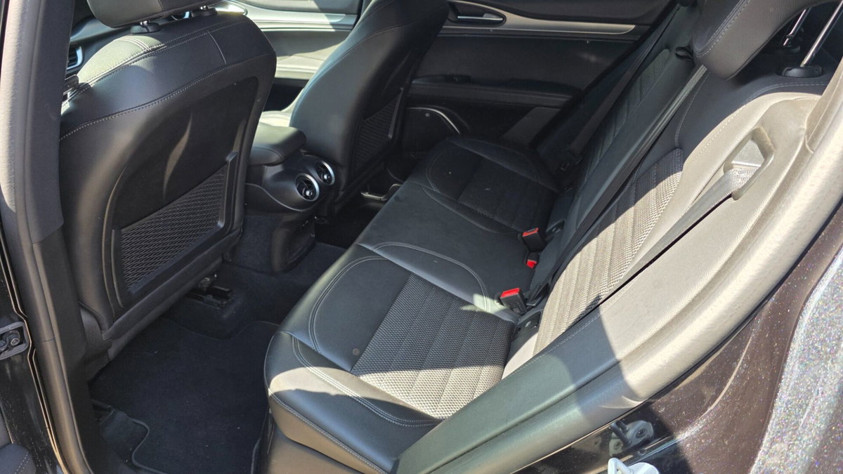 Alfa Romeo Stelvio Stelvio 2.2 Turbodiesel 160 CV AT8 RWD Sprint (9)