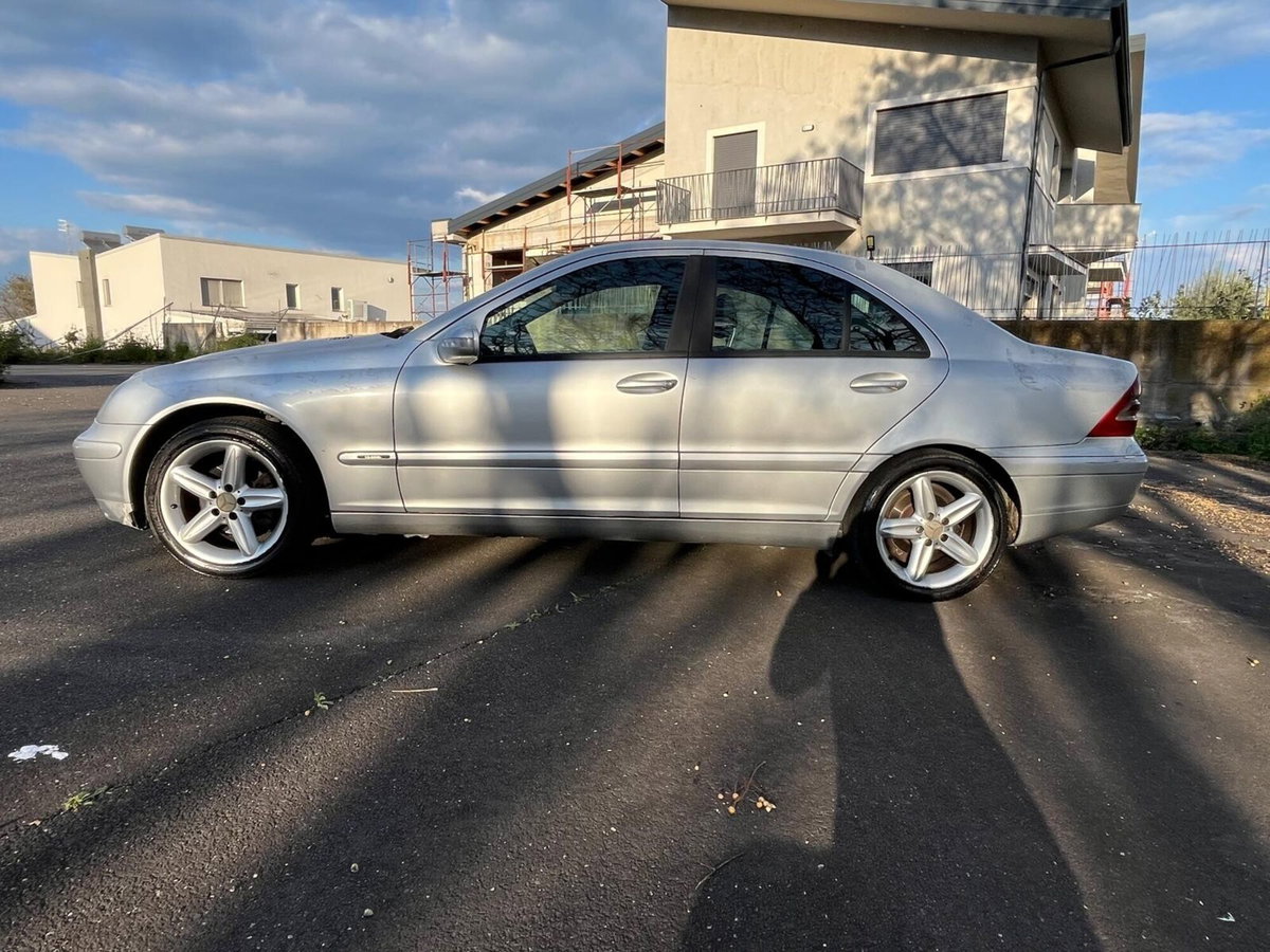 Mercedes-Benz Classe C 220 CDI cat Elegance (9)