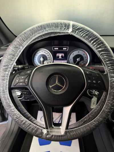 Mercedes-Benz Classe A 180 CDI Automatic Premium (11)
