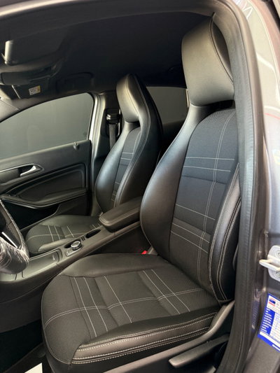 Mercedes-Benz Classe A 180 CDI Automatic Premium (15)