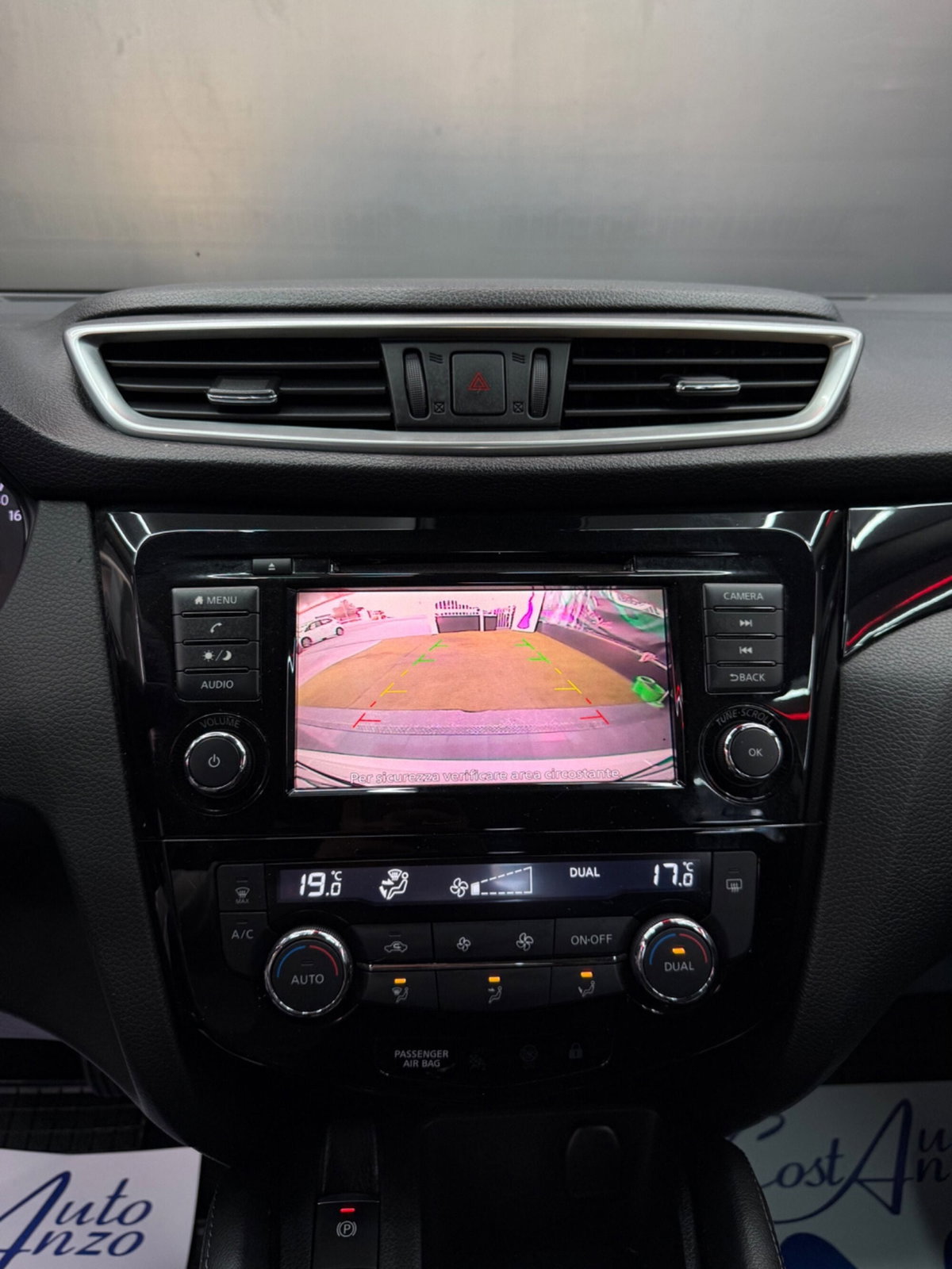 Nissan Qashqai 1.5 dCi 115 CV Tekna (12)