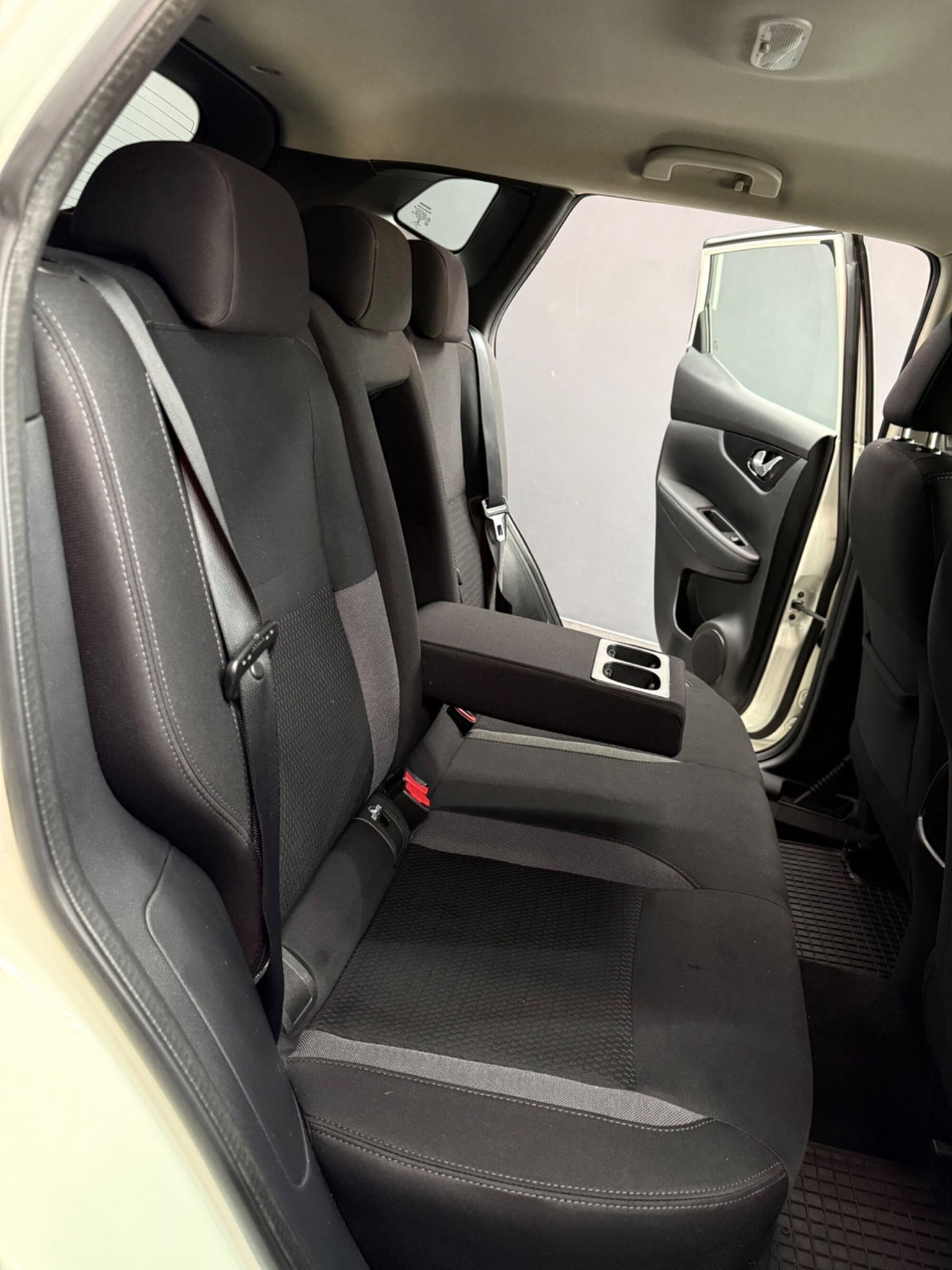 Nissan Qashqai 1.5 dCi 115 CV Tekna (18)