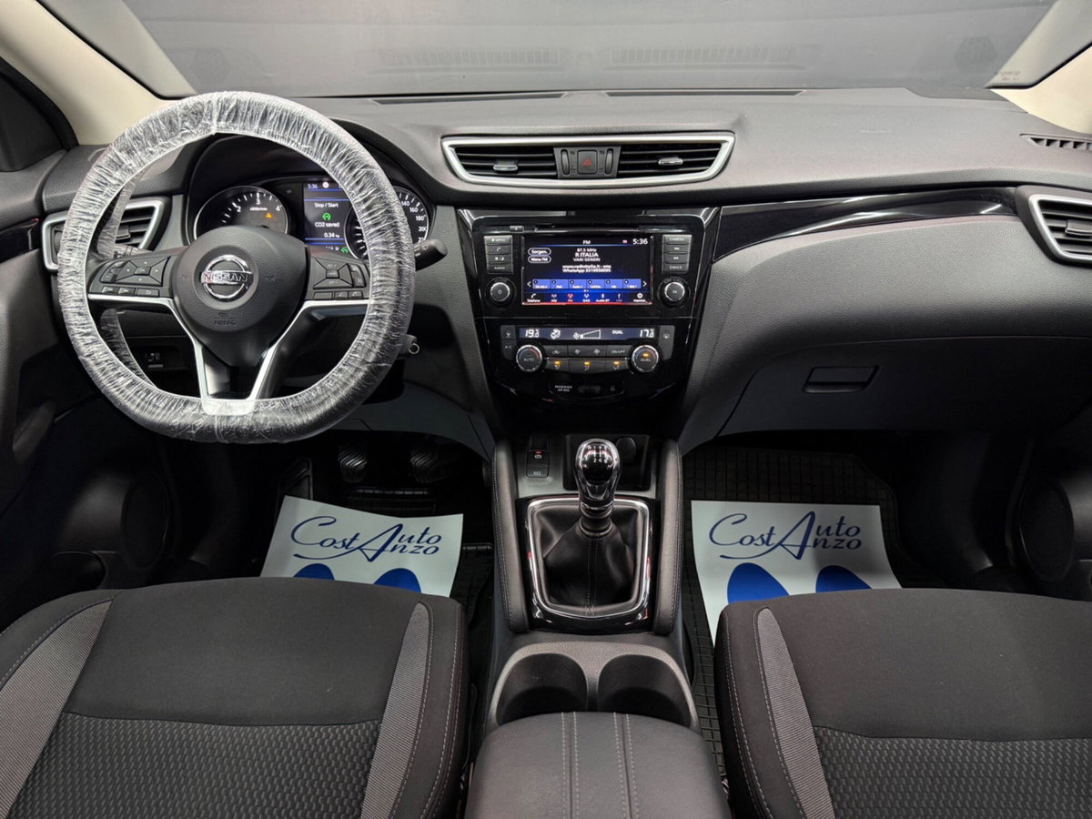 Nissan Qashqai 1.5 dCi 115 CV Tekna (9)