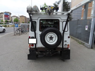 Land Rover Defender 90 2.2 TD4 Station Wagon N1 (2)