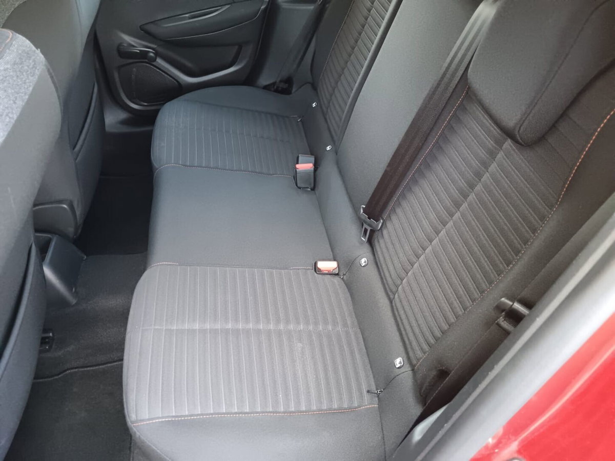 Peugeot 208 BlueHDi 100 Stop&Start 5 porte Active (6)