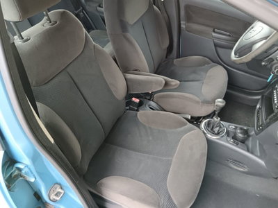 Citroen C3 1.1 airdream Exclusive (14)