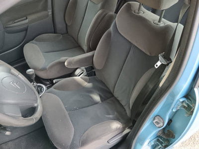 Citroen C3 1.1 airdream Exclusive (5)