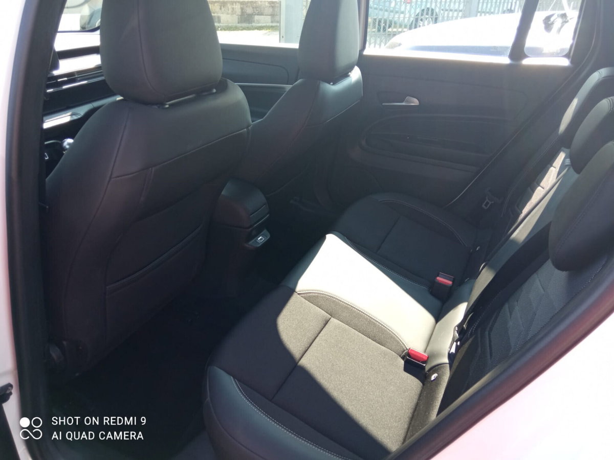 Jeep Avenger 1.2 turbo Altitude fwd 100cv (8)
