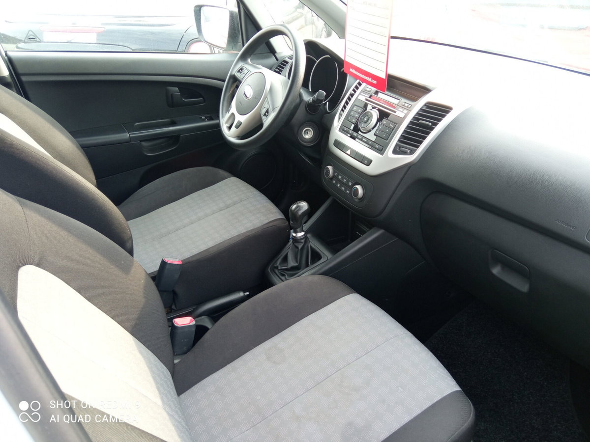 Kia Venga 1.4 CVVT Active (11)