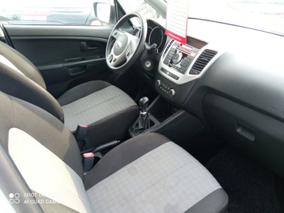 Kia Venga 1.4 CVVT Active (11)