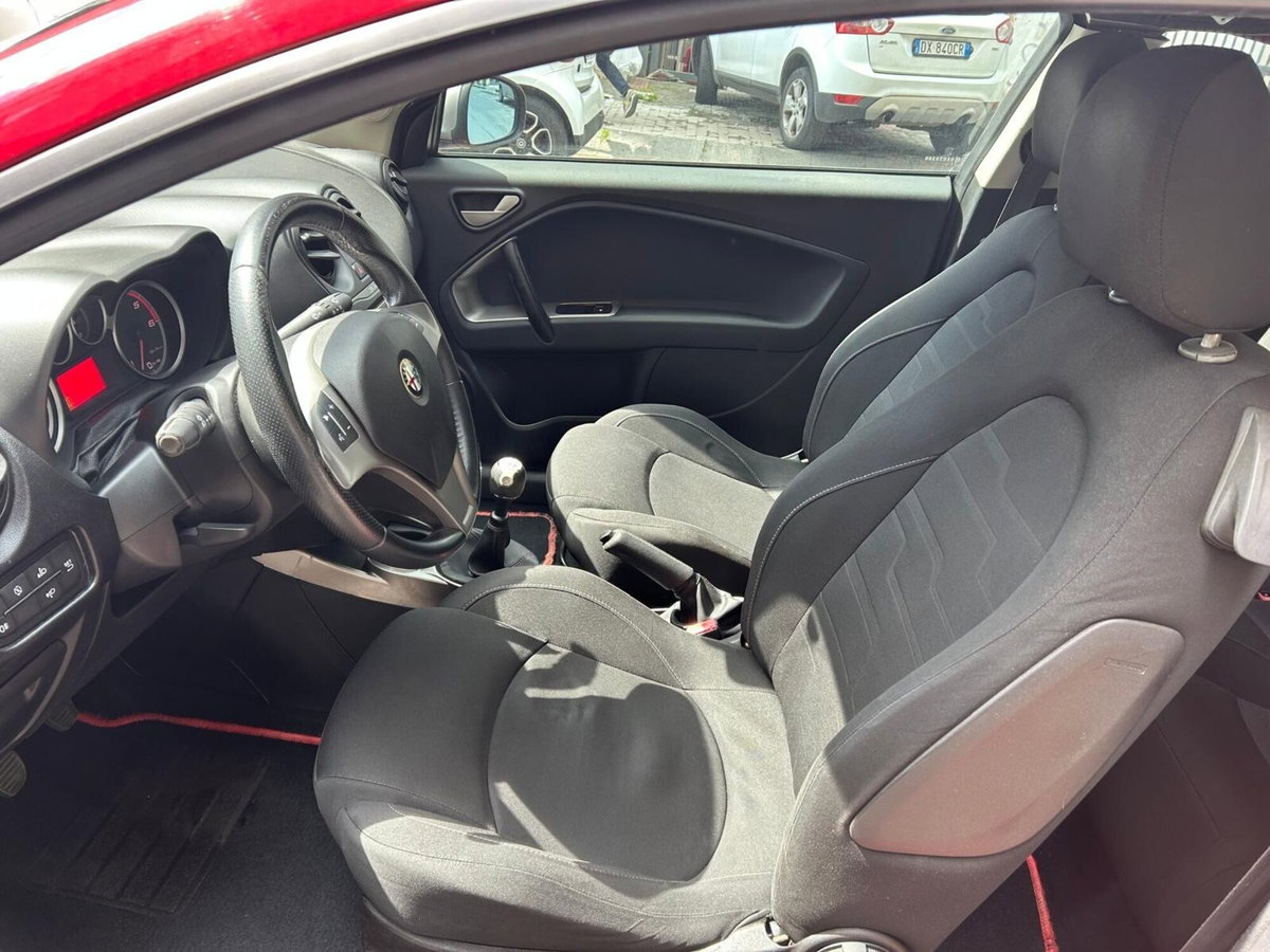 Alfa Romeo MiTo 1.3 JTDm 85 CV S&S Distinctive (12)