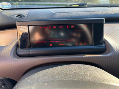 Citroen C4 Cactus BlueHDi 100 S&S Shine (19)