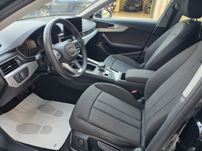 Audi A4 Avant 30 TDI/136 CV S tronic Business Advanced (11)