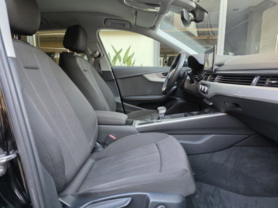 Audi A4 Avant 30 TDI/136 CV S tronic Business Advanced (16)