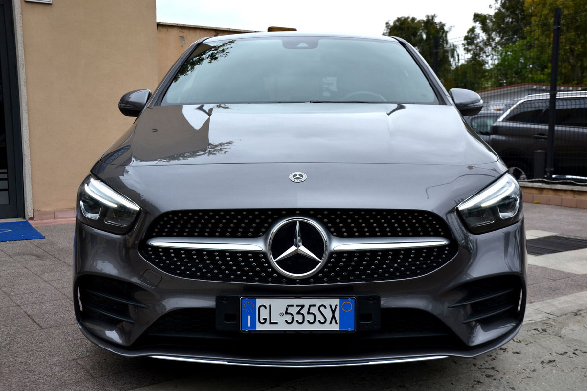 Mercedes-Benz Classe B 180 d Premium (14)