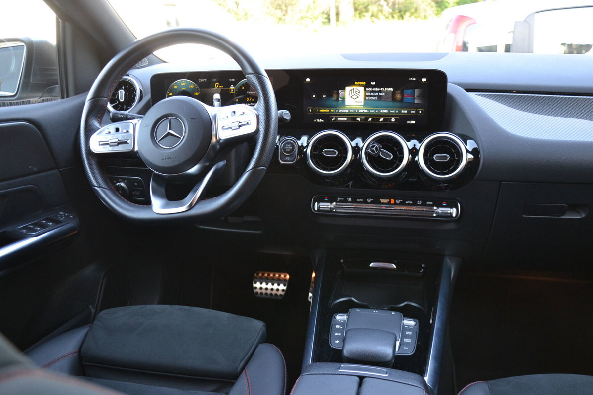 Mercedes-Benz Classe B 180 d Premium (20)