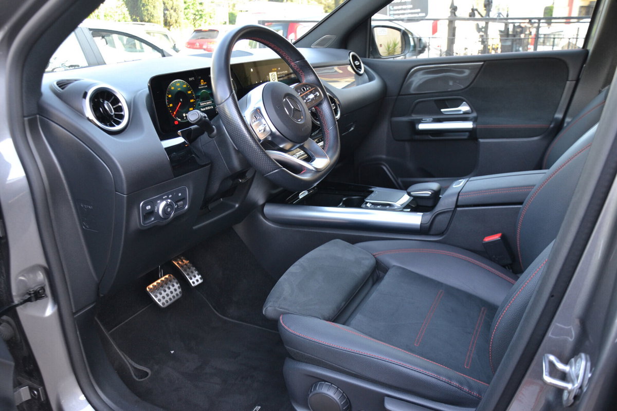 Mercedes-Benz Classe B 180 d Premium (6)
