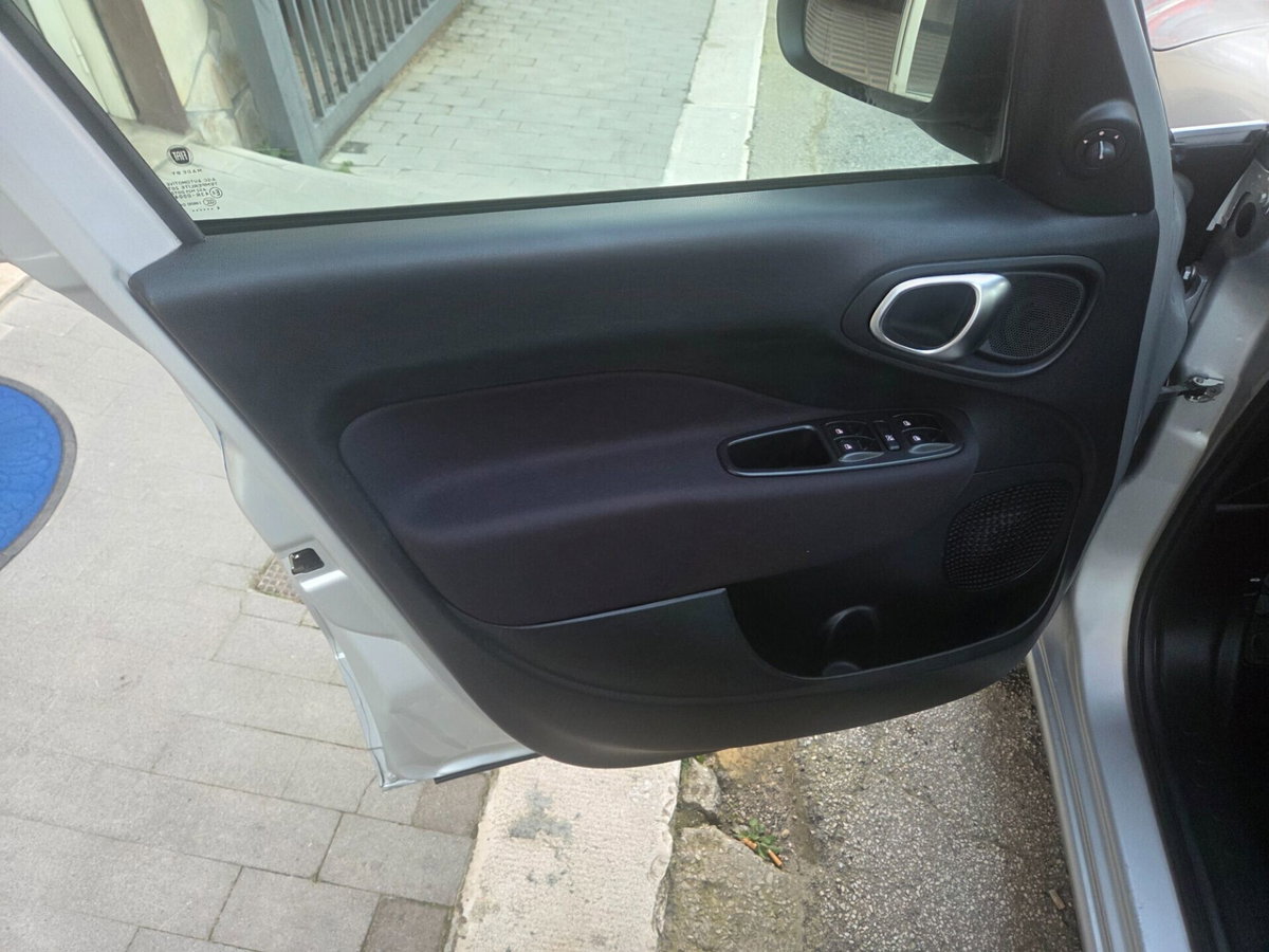 Fiat 500L Living 1.6 Multijet 105 CV Lounge (13)