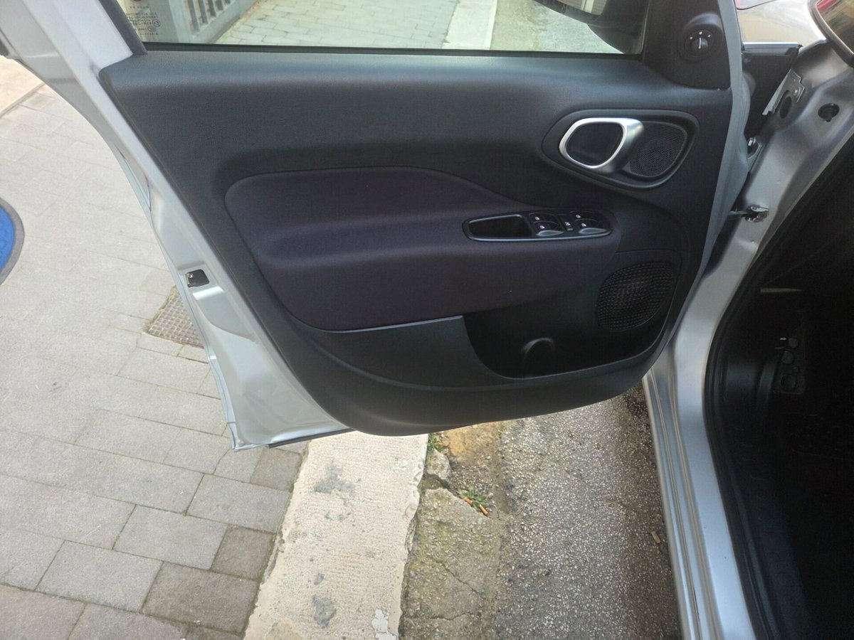 Fiat 500L Living 1.6 Multijet 105 CV Lounge (14)