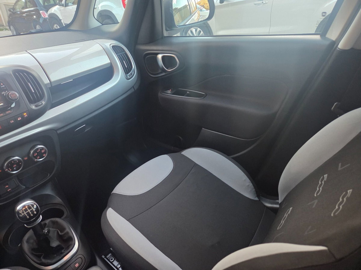 Fiat 500L Living 1.6 Multijet 105 CV Lounge (18)