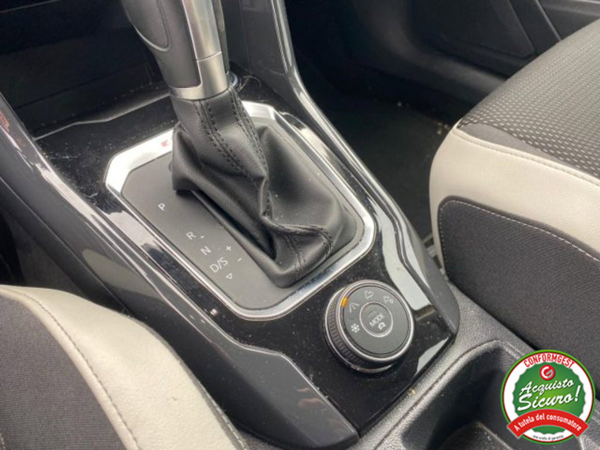 Volkswagen T-Roc 2.0 TDI SCR 150 CV DSG 4MOTION Style BlueMot. Tech. (11)