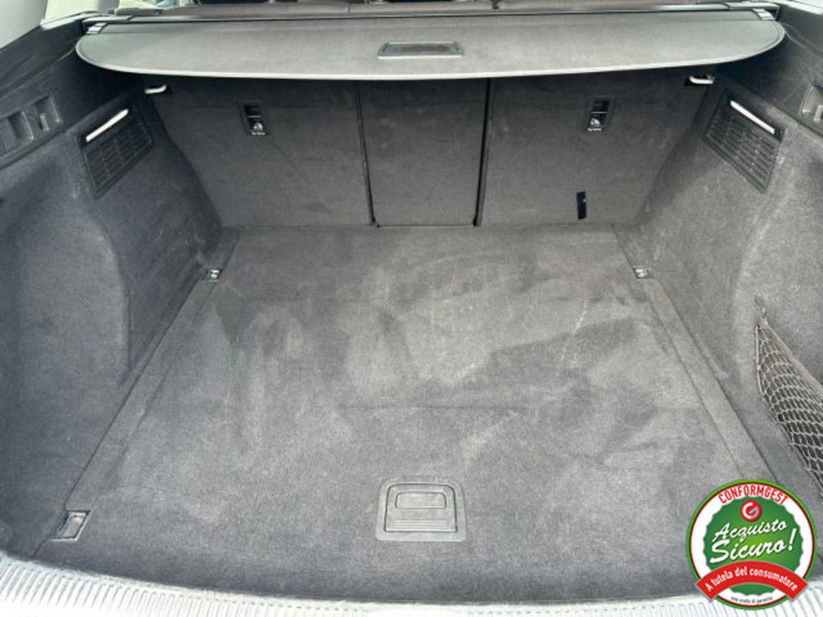 Audi Q5 40 TDI 204 CV quattro S tronic Business (14)