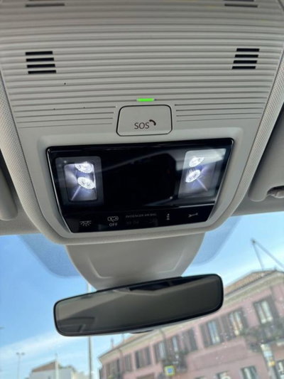 Volkswagen Golf Variant 1.0 eTSI EVO DSG Life (19)
