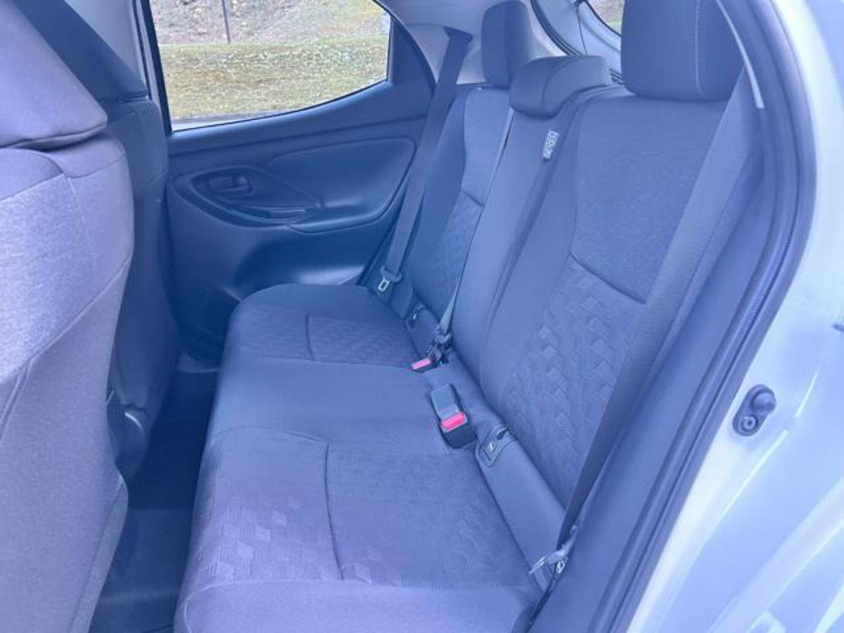 Toyota Yaris 1.5 Hybrid 5 porte Trend (11)