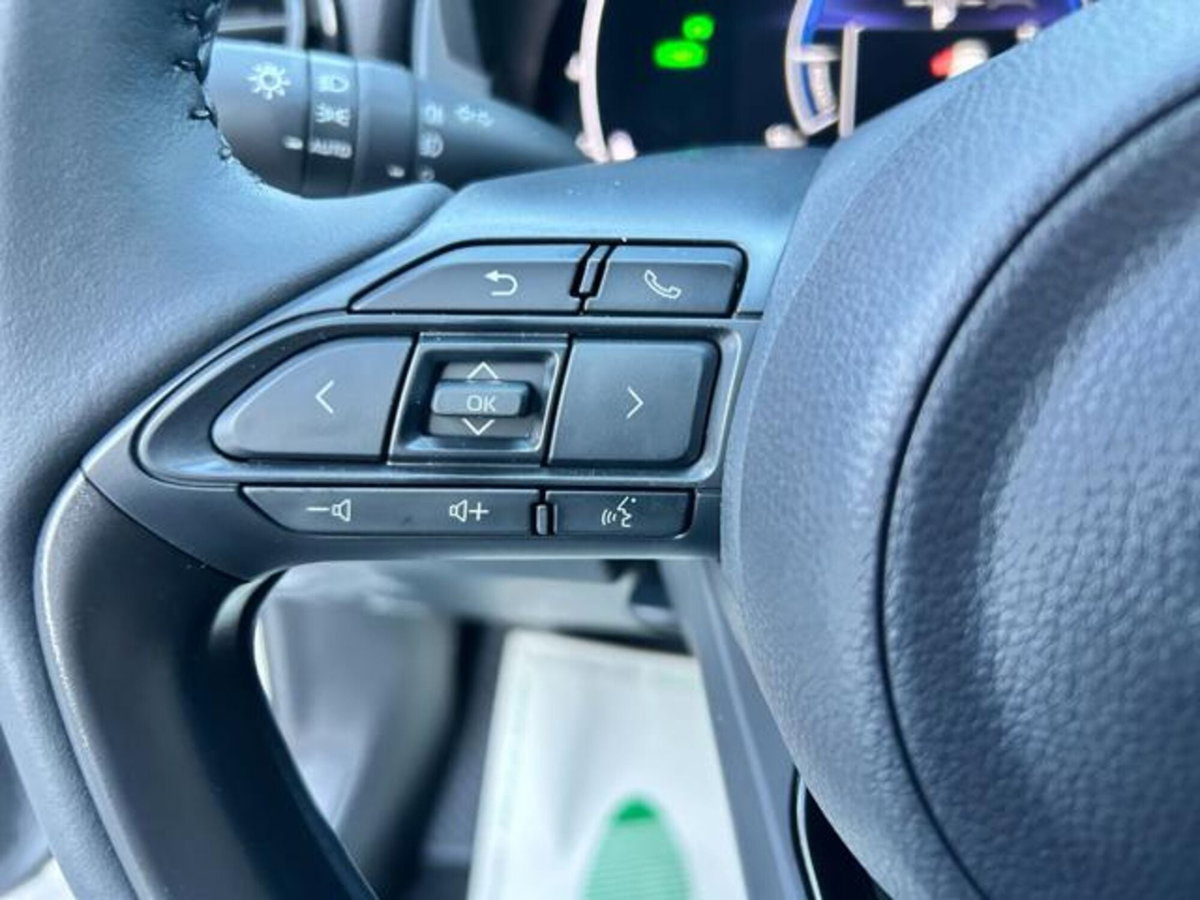 Toyota Yaris 1.5 Hybrid 5 porte Trend (15)