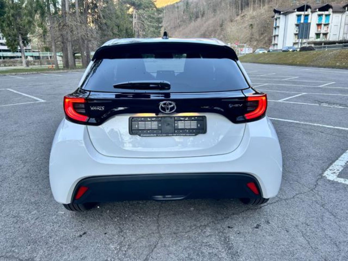 Toyota Yaris 1.5 Hybrid 5 porte Trend (5)