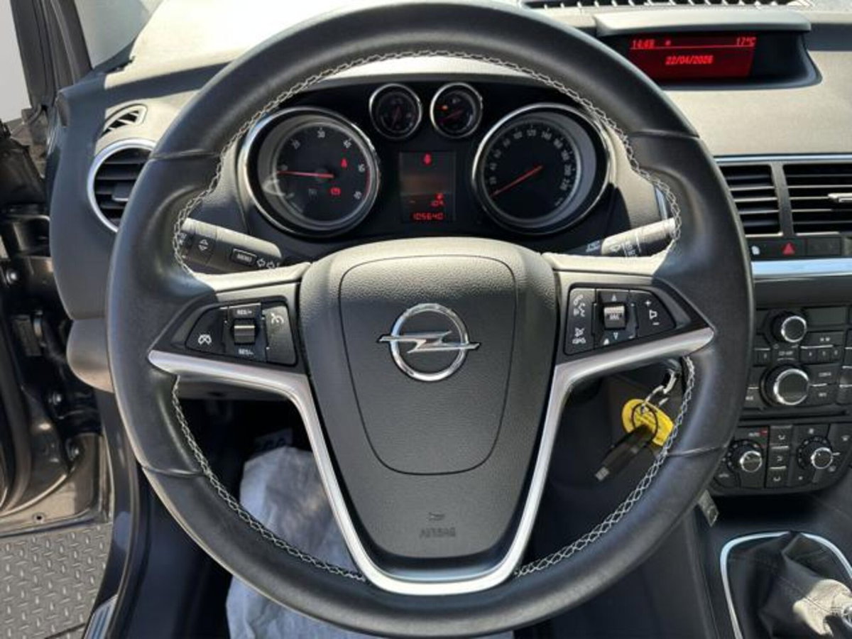 Opel Meriva 1.3 CDTI 95CV ecoFLEStart&Stop Cosmo (8)
